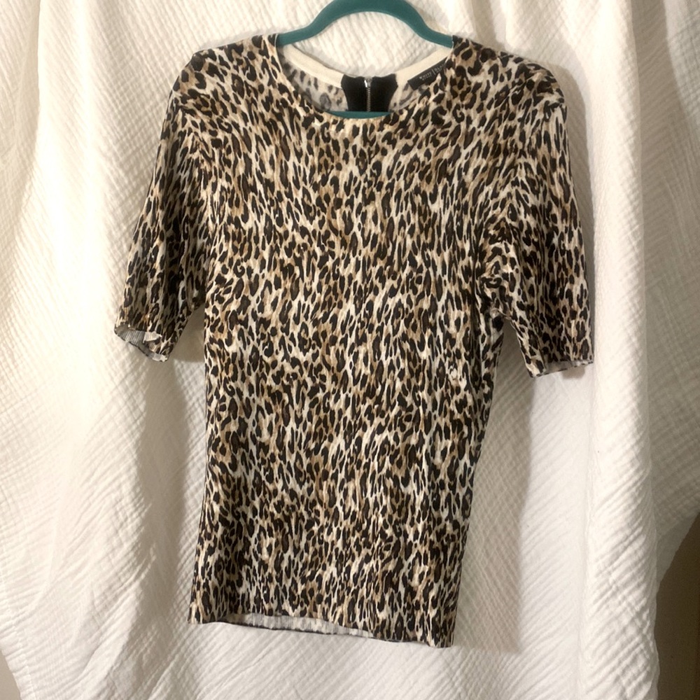 White House Black Market animal print short sleeve sweater small